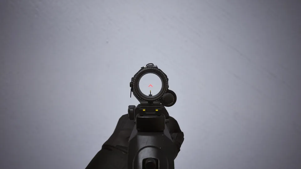Reflector reticle in THE FINALS